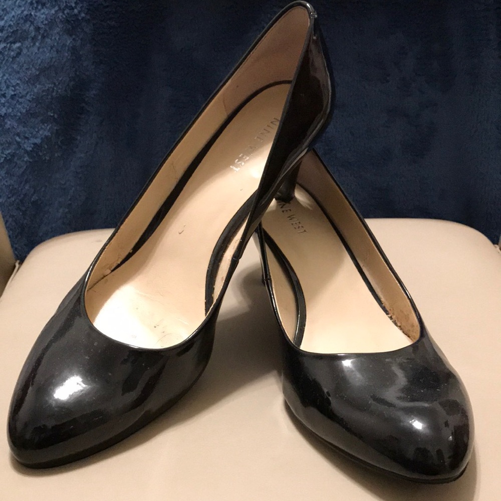 Nine West size 9.5 medium high heels